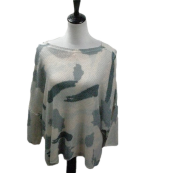 POL Sweaters - POL Lightweight Camouflage Sweater Size Small